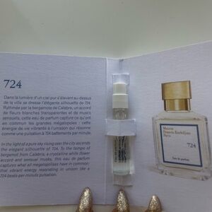 Maison Francis Kurkdjian 724 Eau de Parfum Sample
Spray 2ml.06 oz